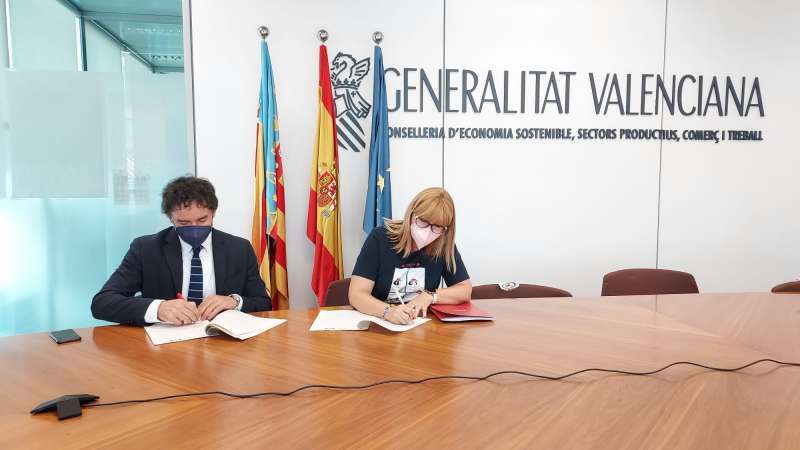 El secretario autonÃ³mico de Turisme  firma un convenio de colaboraciÃ³n con la FederaciÃ³n de Sociedades Musicales de la Comunitat Valenciana. EPDA